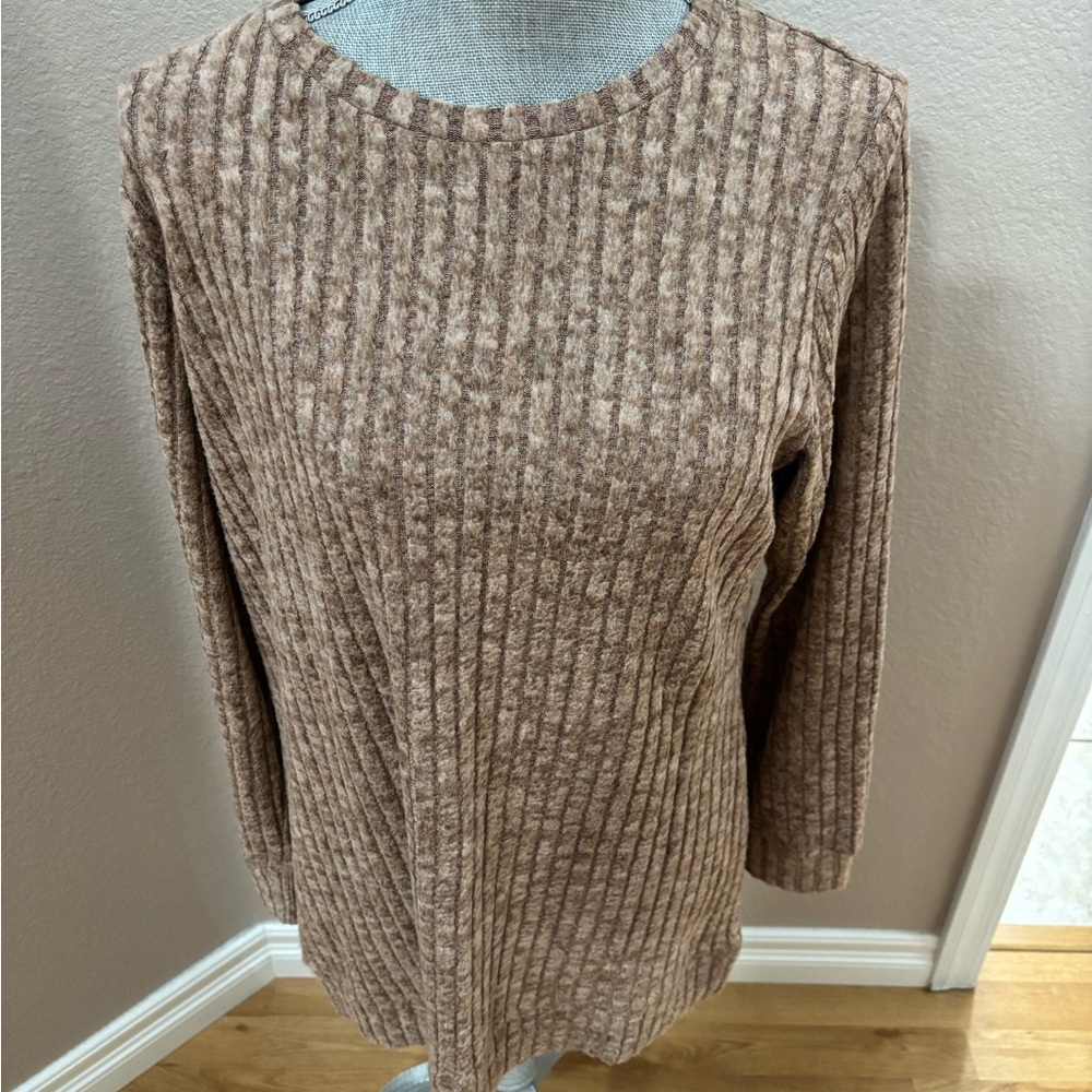 Cozy Ribbed Knit Pullover - Taupe